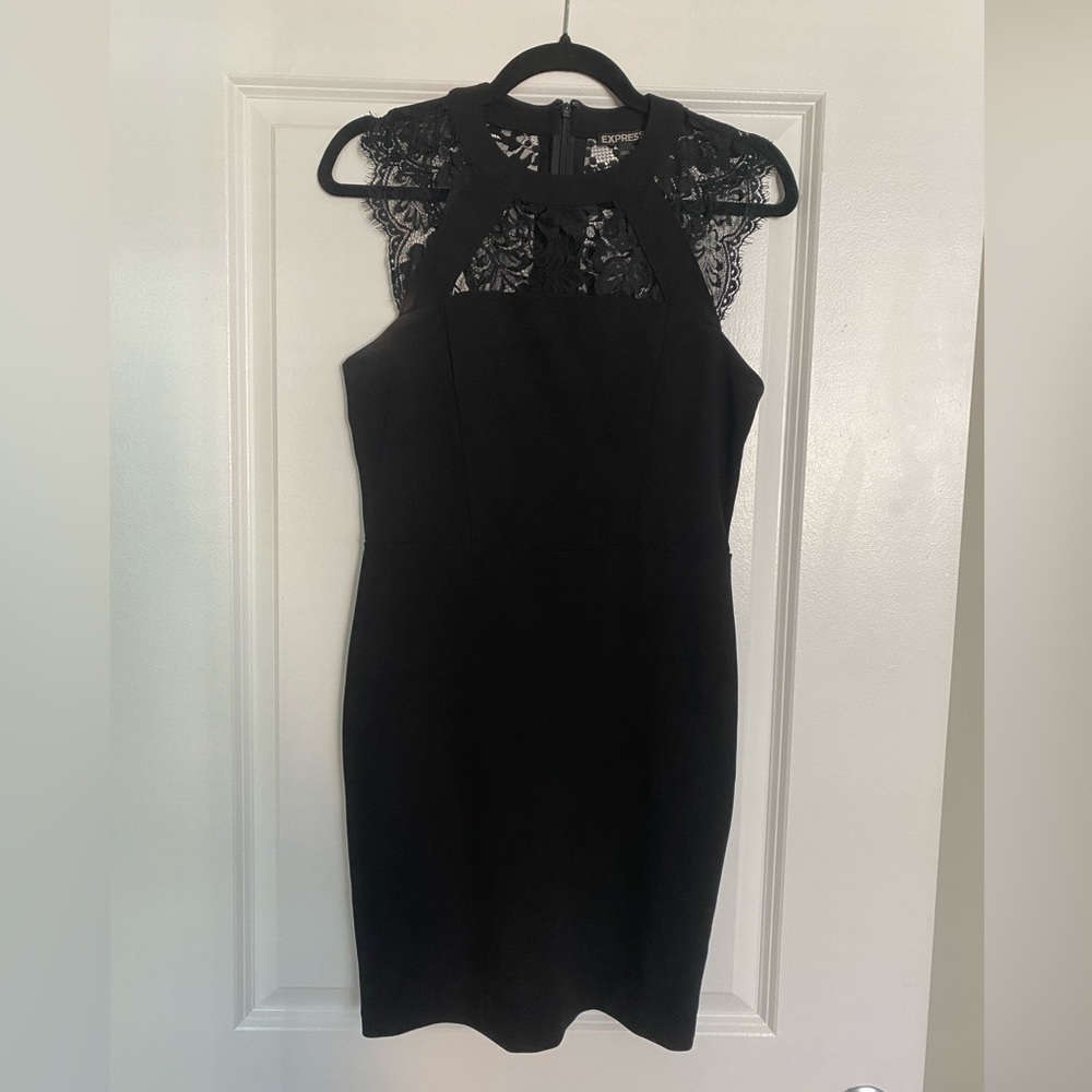 EXPRESS Women’s Black Lace Dress Size 8